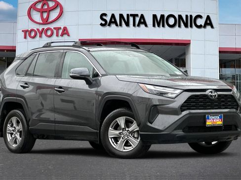 Used 2024 Toyota RAV4 XLE w/ Convenience Package FWD image 2