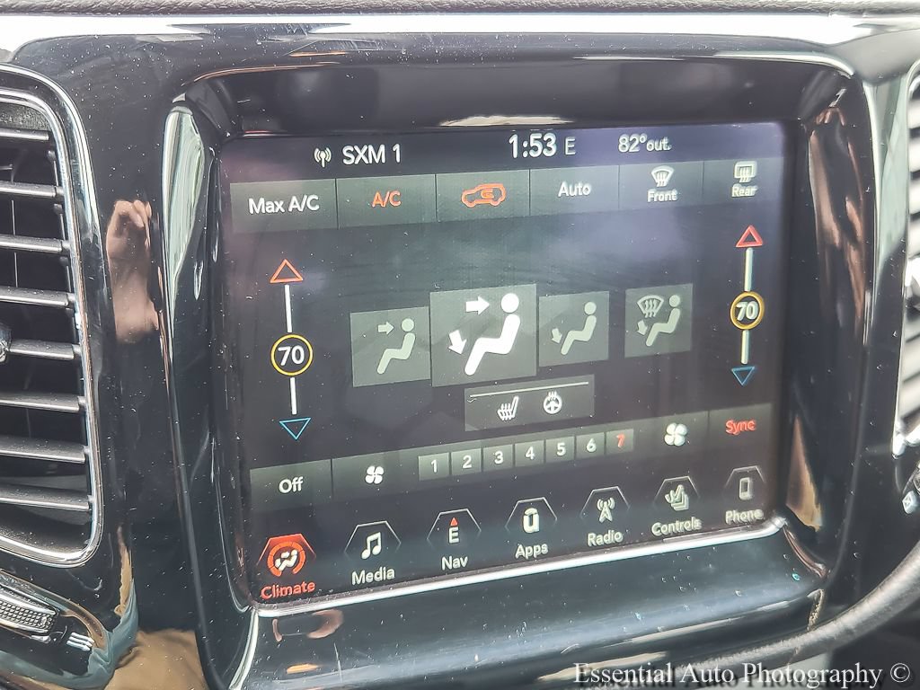 Used 2018 Jeep Compass Limited w/ Navigation Group AWD/4WD image 13