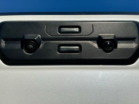 Used 2024 GMC Sierra 1500 SLT w/ SLT Premium Plus Package image 15