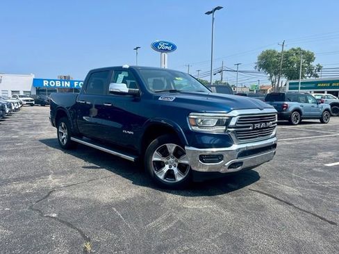 Used 2020 RAM 1500 Laramie AWD/4WD image 1