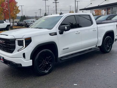 New 2026 GMC Sierra 1500 Elevation w/ Elevation Premium Package AWD/4WD image 73