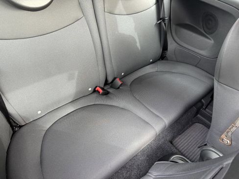 Used 2015 FIAT 500 Pop image 16