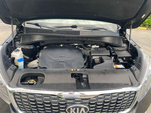 Used 2019 Kia Sorento SX AWD/4WD image 11