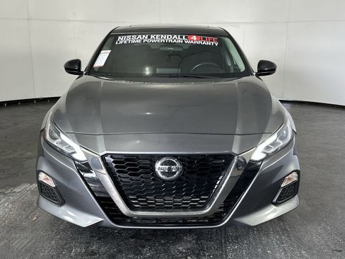Used 2021 Nissan Altima 2.0 SR FWD image 3