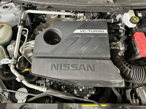 Used 2023 Nissan Rogue SV FWD image 31