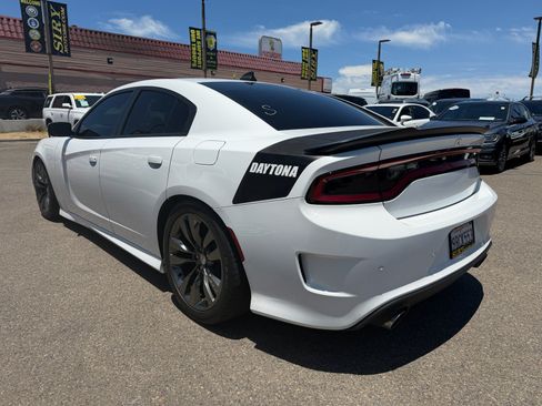 Used 2022 Dodge Charger R/T w/ Daytona Edition Group RWD image 4