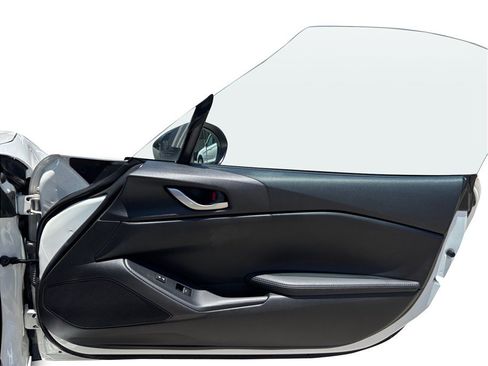 Used 2020 MAZDA MX-5 Miata Sport RWD image 37