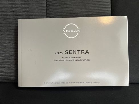 Used 2025 Nissan Sentra SV FWD image 31