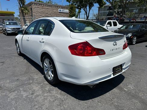 Used 2010 INFINITI G37 Journey w/ Premium Pkg RWD image 7