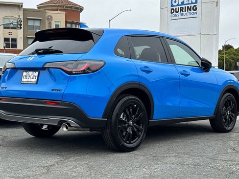 New 2026 Honda HR-V Sport image 4