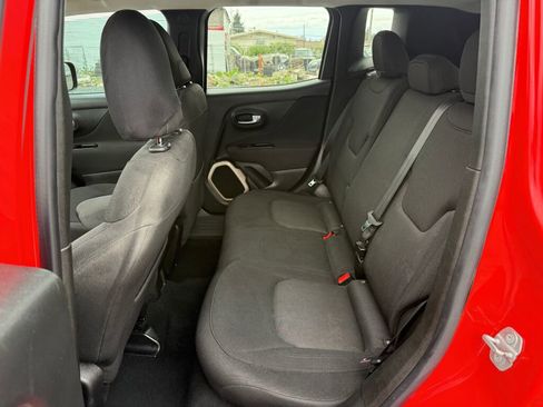 Used 2017 Jeep Renegade Latitude AWD/4WD image 11