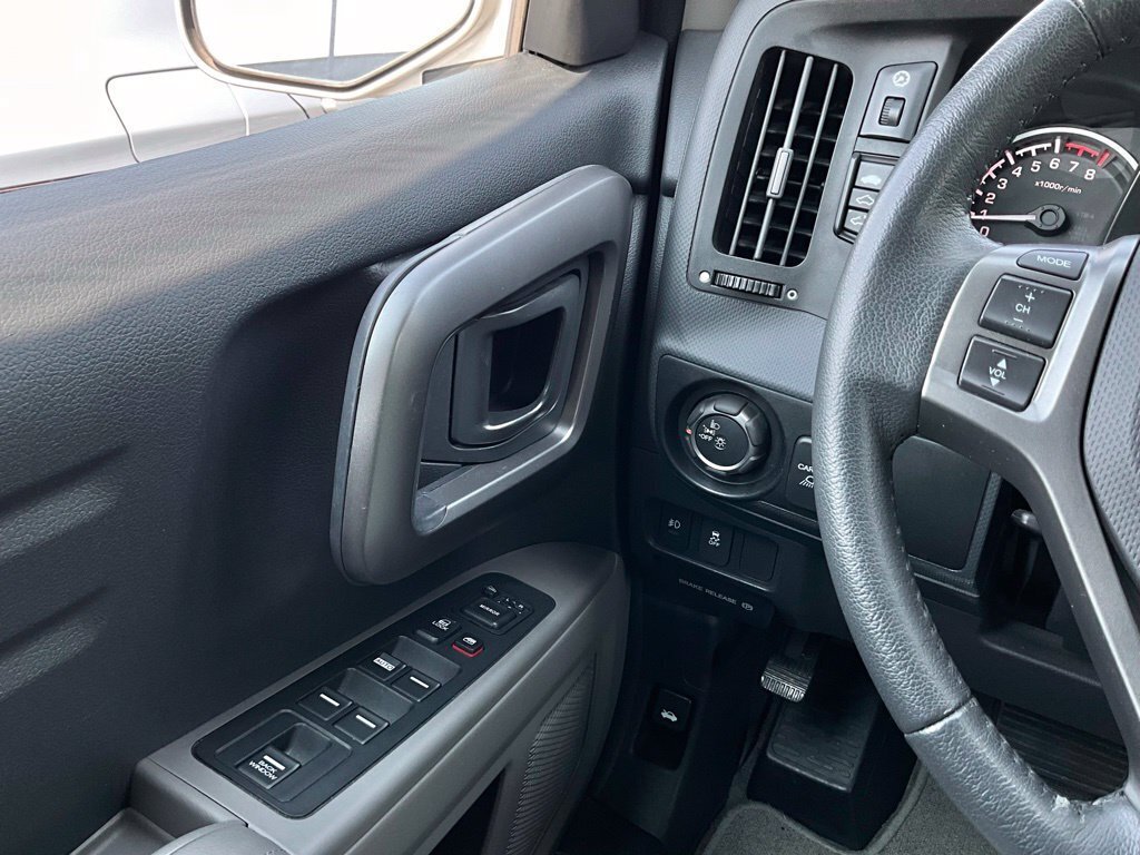 Used 2014 Honda Ridgeline RTL image 21