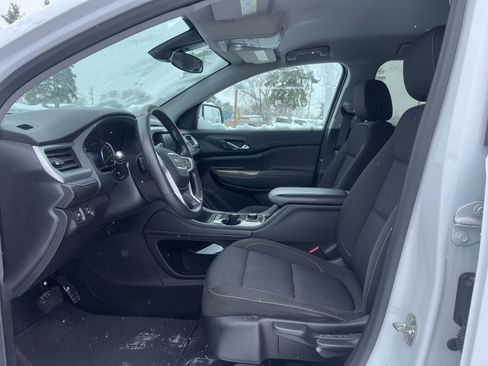 Certified 2023 GMC Acadia SLE image 16