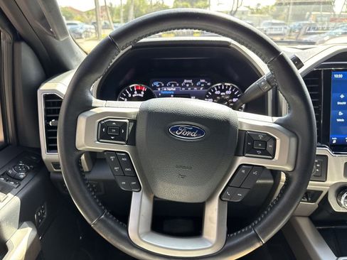 Used 2022 Ford F250 Lariat w/ Black Appearance Package AWD/4WD image 48