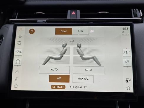 New 2026 Land Rover Range Rover Velar Dynamic SE image 24