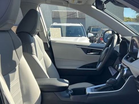 New 2025 Toyota RAV4 XLE Premium image 20