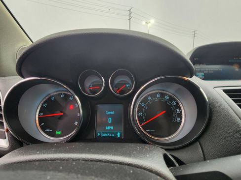 Used 2016 Buick Encore FWD image 12