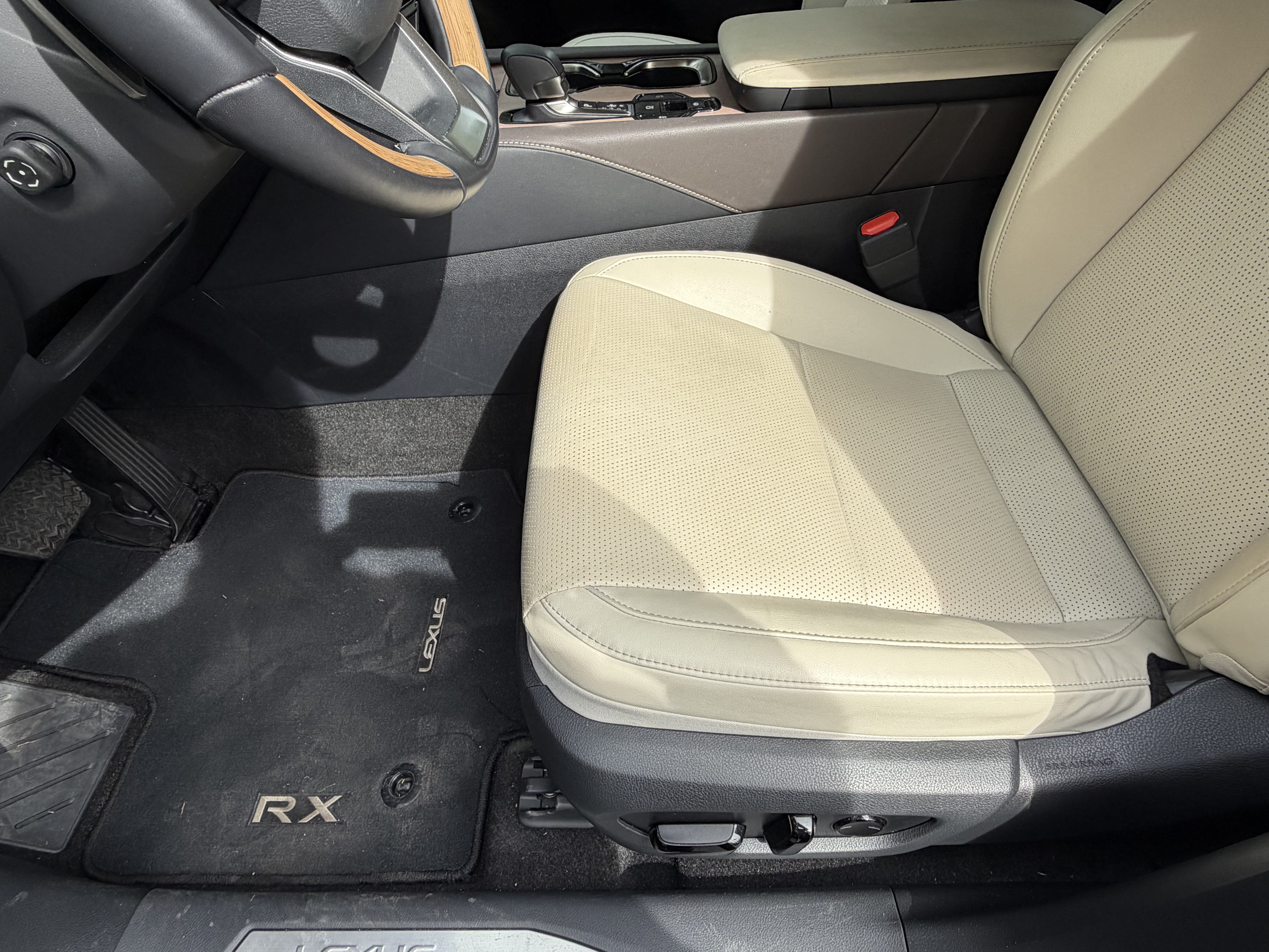 Certified 2025 Lexus RX 350 Premium Plus w/ Accessory Package (Z1) FWD image 16