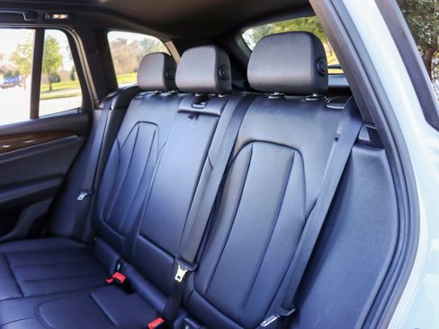 Used 2019 BMW X3 sDrive30i w/ Driving Assistance Package image 18