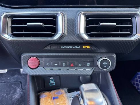Used 2025 Ford Mustang GT Premium RWD image 9