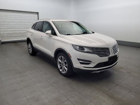 Used 2016 Lincoln MKC Select image 13