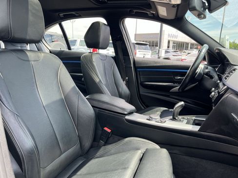 Used 2017 BMW 330i xDrive Sedan AWD/4WD image 35