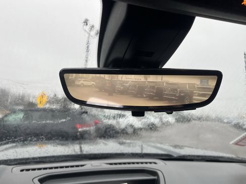 Used 2022 GMC Sierra 2500 Denali w/ Denali Ultimate Package image 24