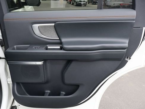 Used 2025 Ford Expedition Tremor AWD/4WD image 22