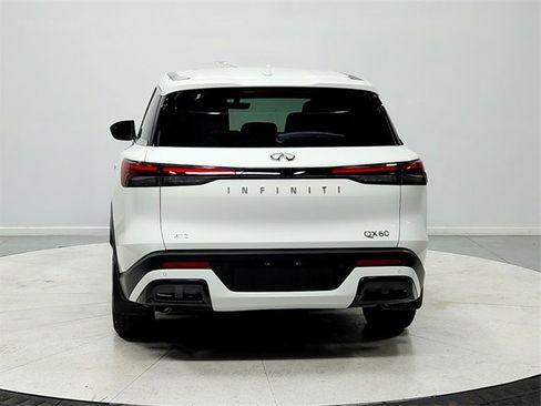 Used 2025 INFINITI QX60 Pure image 6