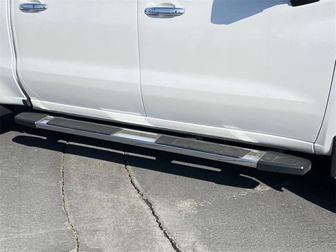 Used 2022 Chevrolet Silverado 1500 LTZ image 13