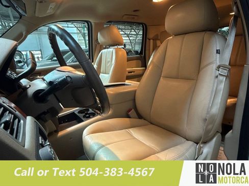 Used 2014 Chevrolet Suburban LT w/ All-Star Edition RWD image 24