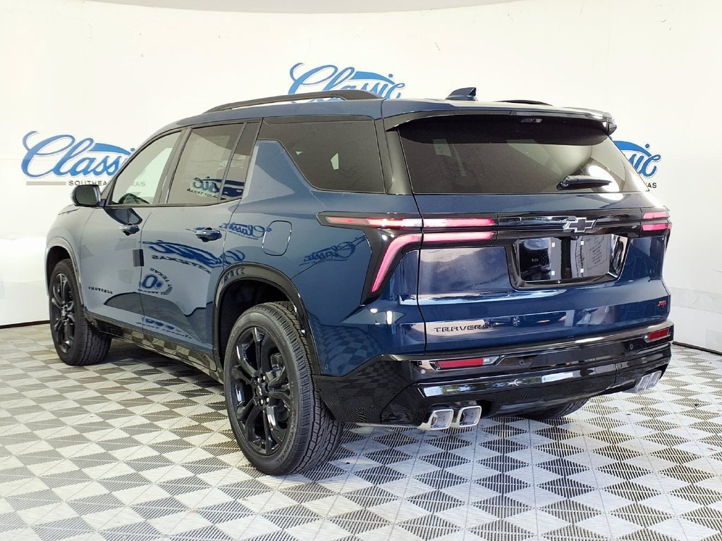 New 2027 Chevrolet Traverse RS FWD image 2