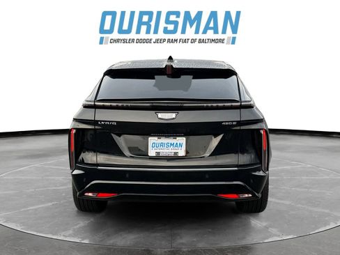 Used 2024 Cadillac Lyriq Luxury image 5