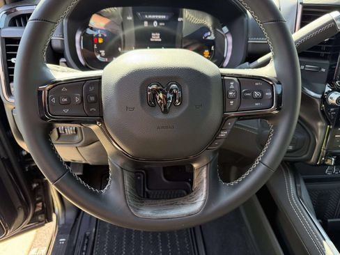 New 2026 RAM 2500 Limited AWD/4WD image 19