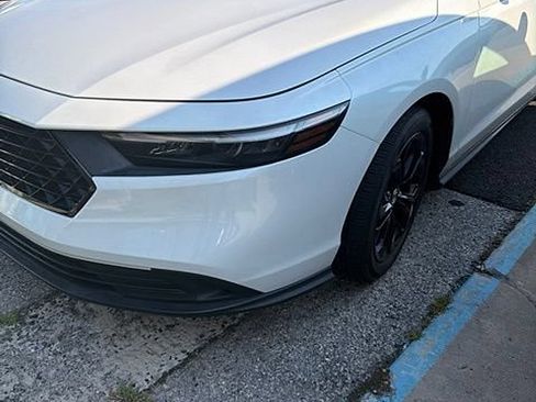 Used 2023 Honda Accord LX image 2