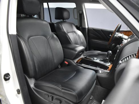 Used 2017 INFINITI QX80 4WD w/ Deluxe Technology Package image 14