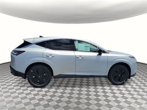 New 2025 Nissan Murano SV image 7