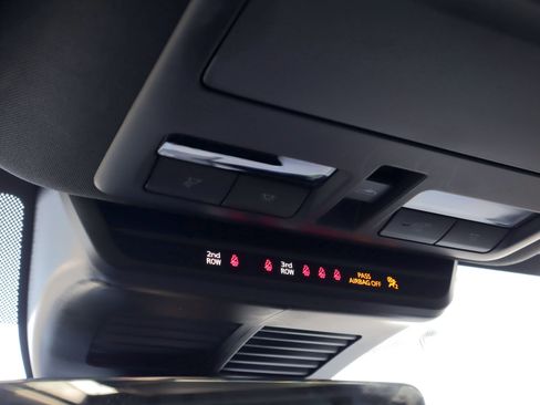 Used 2025 MAZDA CX-90 3.3 Turbo w/ Premium Plus Pkg image 25