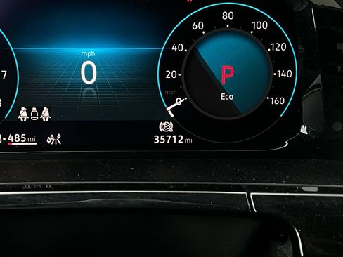 Used 2025 Volkswagen Atlas Cross Sport SE image 40