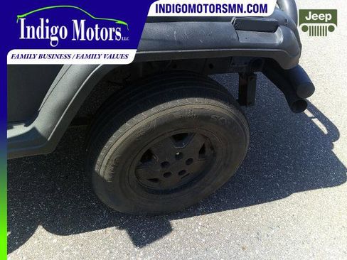 Used 1995 Jeep Wrangler S image 18