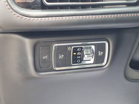 Used 2023 Lincoln Aviator Reserve w/ Equipment Group 201A image 19