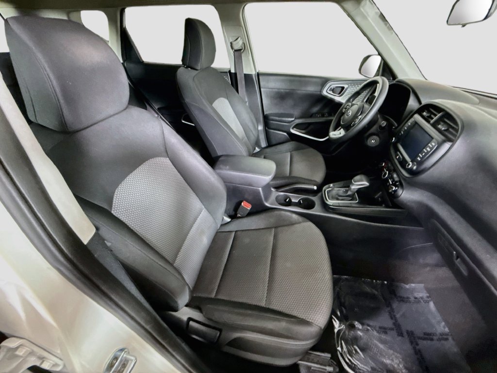 Used 2021 Kia Soul LX FWD image 28