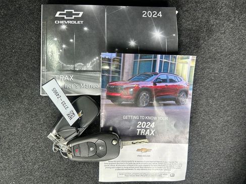 Used 2024 Chevrolet Trax LS FWD image 18