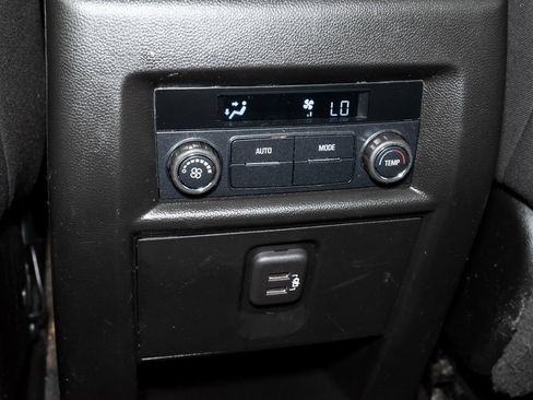 Used 2020 Chevrolet Traverse LS FWD image 22