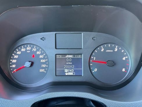 Used 2021 Mercedes-Benz Sprinter 2500 image 15