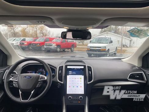 Used 2022 Ford Edge SEL w/ Convenience Package image 19