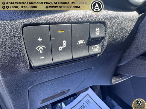 Used 2017 Kia Sportage EX w/ EX Technology Package FWD image 21
