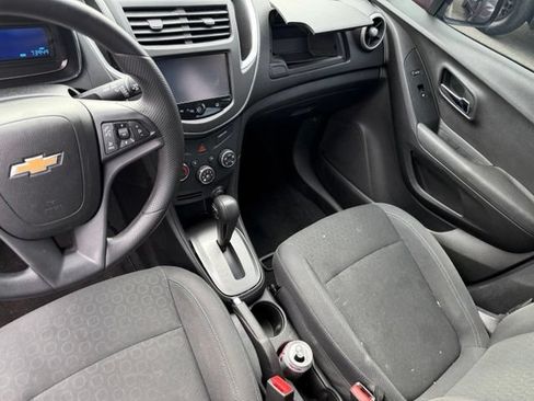 Used 2016 Chevrolet Trax LS FWD image 6