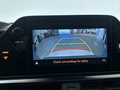 Used 2024 Lexus UX 250h F Sport image 19