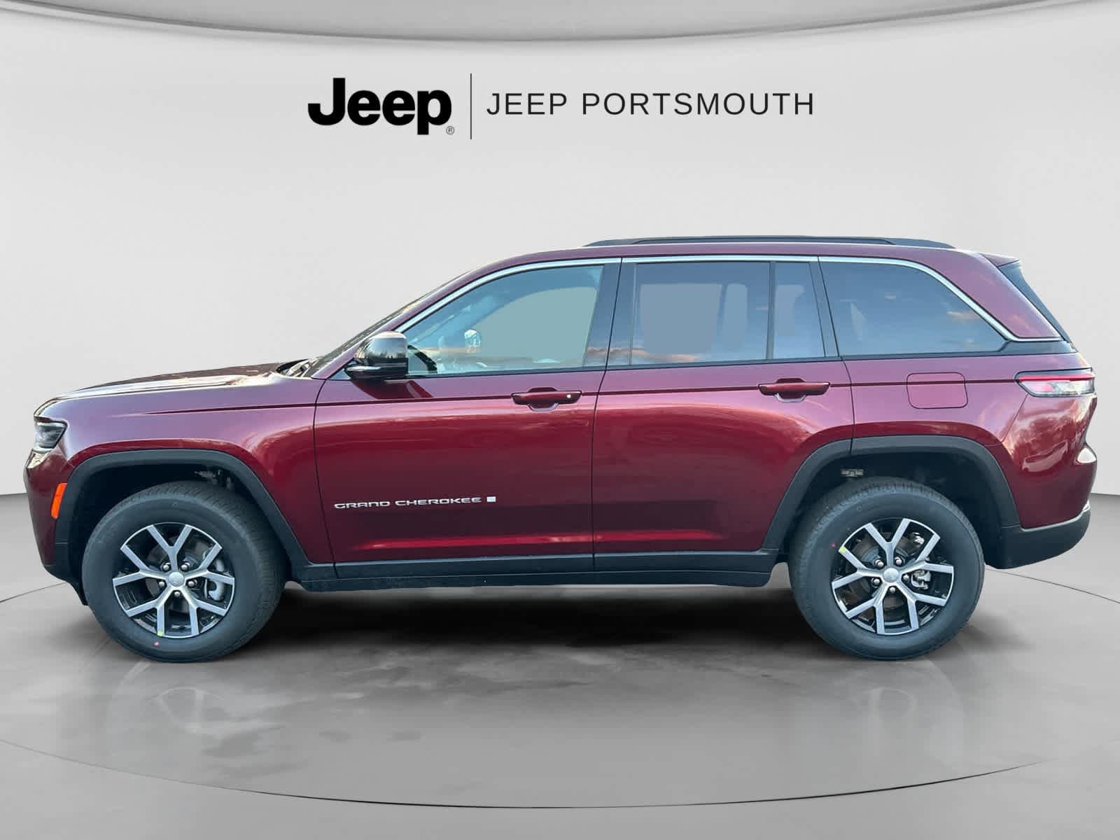 Used 2026 Jeep Grand Cherokee Limited AWD/4WD image 10